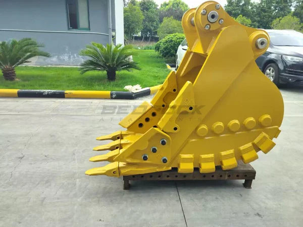 Bedrock Attachments Severe Service Rock Bucket | Model EB320BSD | Width 30" | Capacity 0.64 CU M | Machine Size 18-24 Tons | For Excavators CAT 320