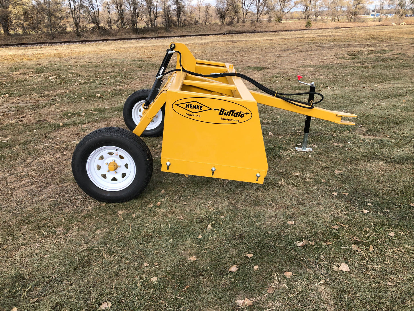 Apache Henke Buffalo 8' Estate II Scraper | Working Width 8' | 125‑225 HP | For Tractors