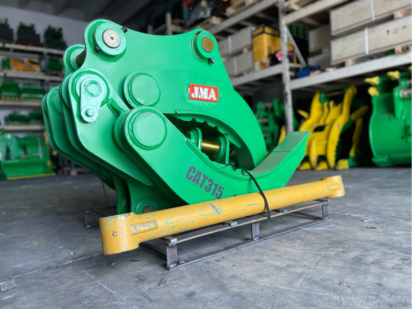 JMA Attachments Mechanical Grapple | Grapple Width 32" inches | Pin Size 65mm | For 11 – 15 Tons Excavators