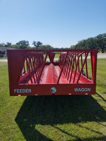 Industrias America 2024 Feeder Wagon 82R | 24' Length | 30+ Cows Capacity | Pull Type