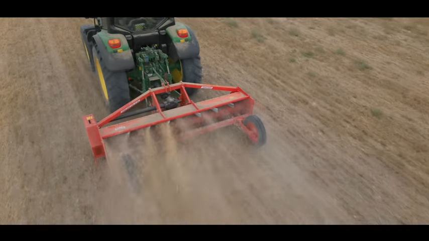 TOSCANO | Heavy Duty Folding Shredder | Model 4800 & 6400 | Work Width 15.75 to 21 Feet | HorsePower 150-300 HP | For Tractor