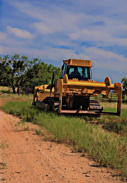 HEBBRONVILLE MACHINE SHOP 8’ TO 24’ ROOT PLOW FOR SKID STEER