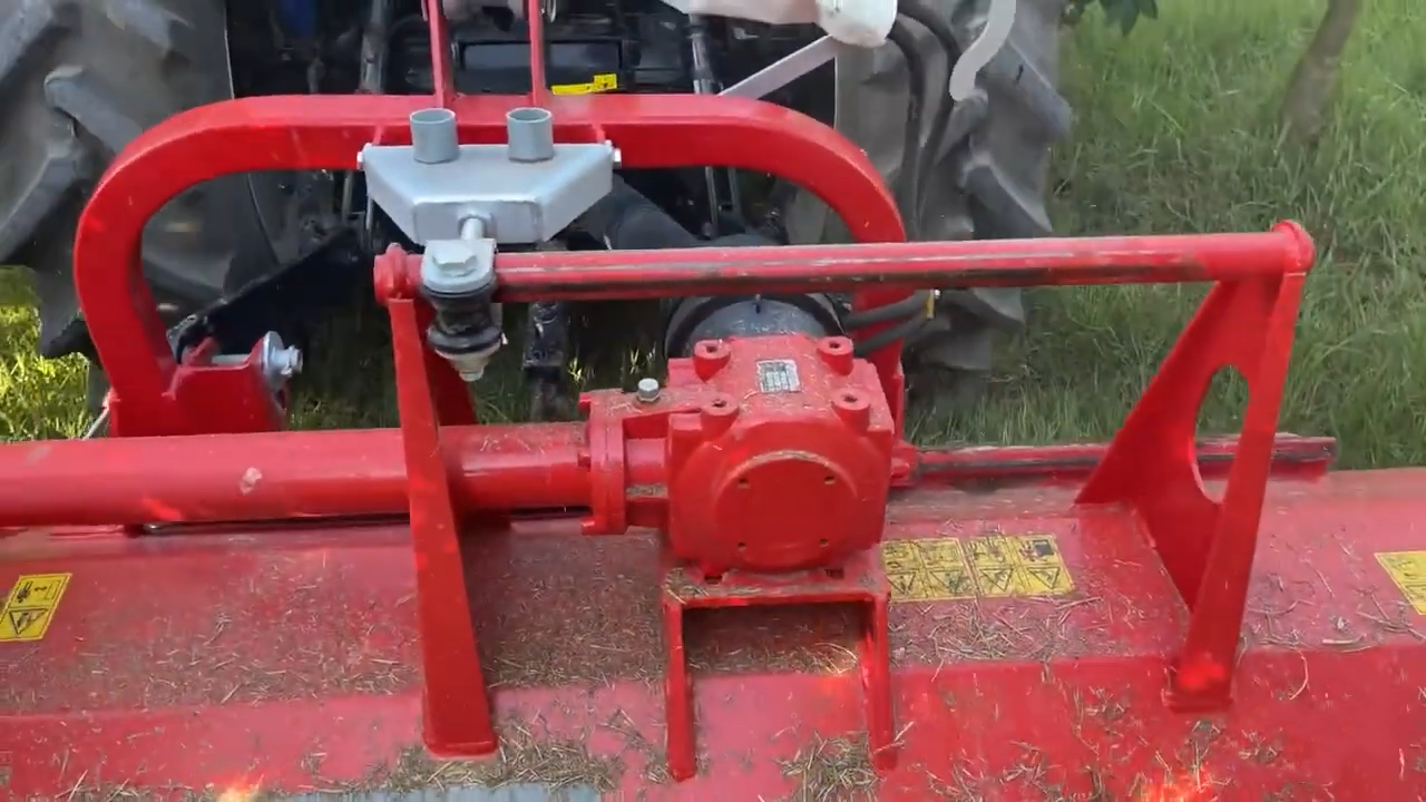 TOSCANO | Double Sided Mulcher | Model 2000 & 2400 | Work Width 6.56 to 7.87 Feet | HorsePower 70-90 HP | For Tractor