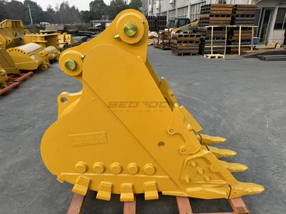Bedrock Attachments Heavy-Duty Bucket | Width 36-Inch | Capacity 1.00 CU M | Machine Size 30-40 Tons | For Excavators CAT 330