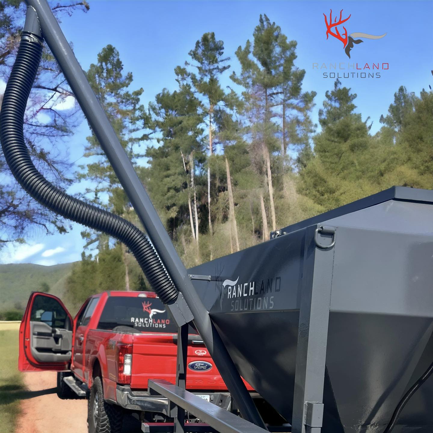 Ranchland Solutions Truck Bed Feed Hopper