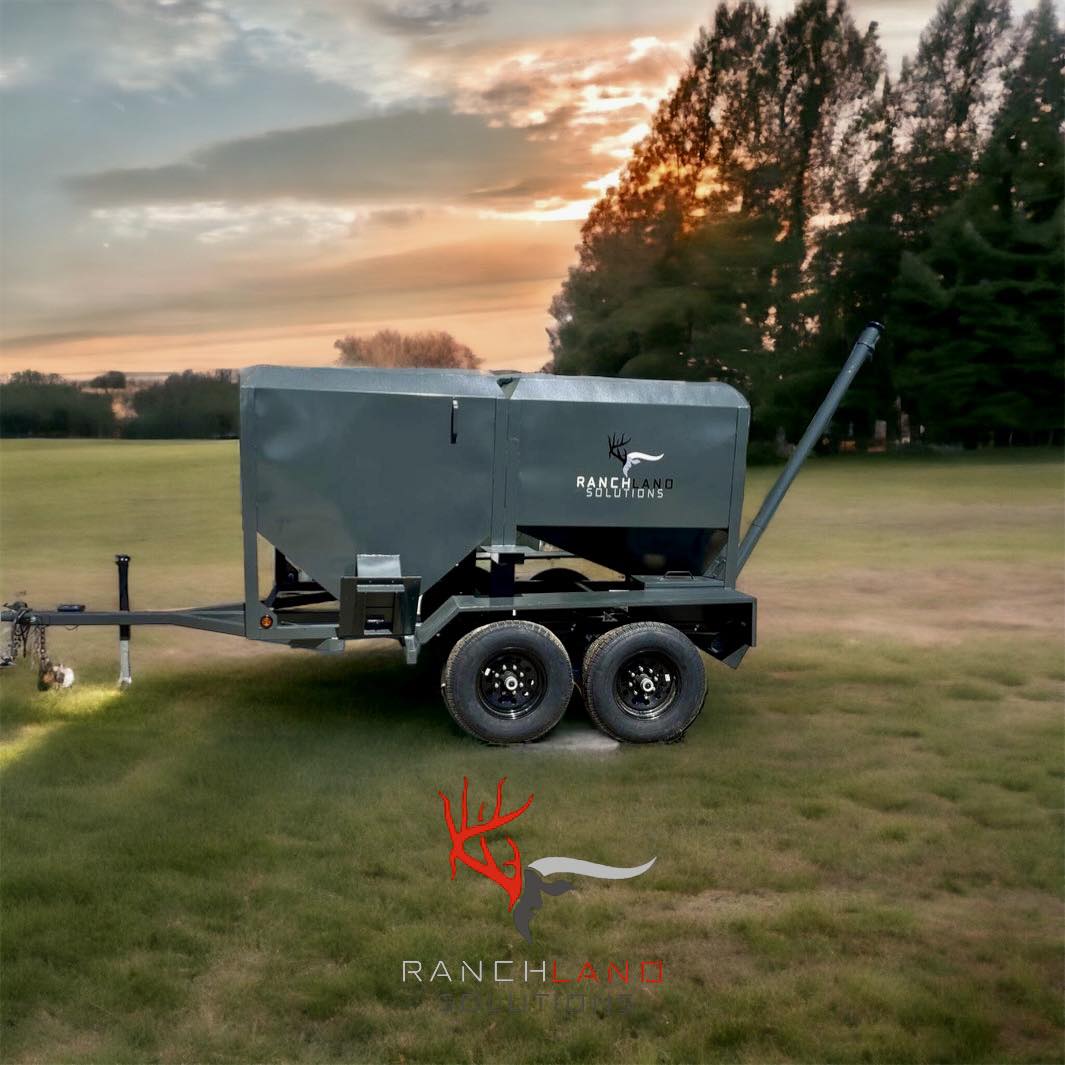 Ranchland Solutions Dual Axel Mobile Feed Hopper