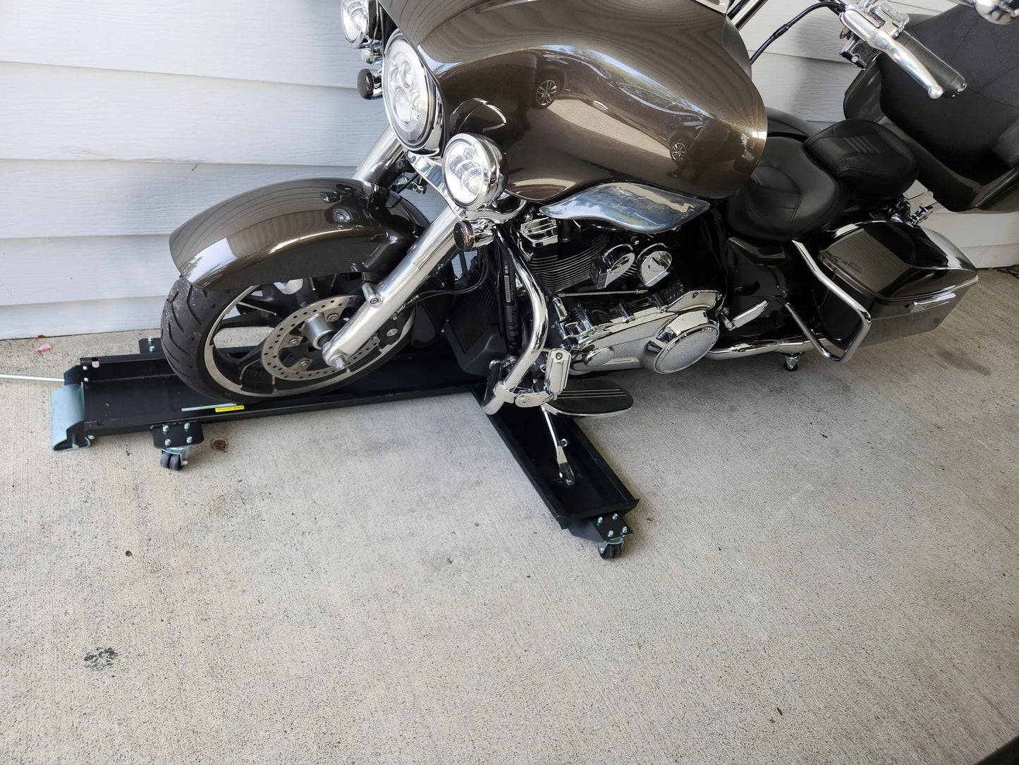 Black Widow Cruiser & Chopper Motorcycle Dolly | Model CRUISER-DOLLY | Track Size 94" x 8" | Capacity 1,250 lb | For Cruiser & Chopper Motorcycles