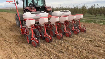 TOSCANO | Pneumatic Seeding Machine – NT Model | Model 4, 5, 6, 7, 8 & 12 Rows | Total Width 9.84 to 19.03 Feet | HorsePower 60-130 HP | For Tractor