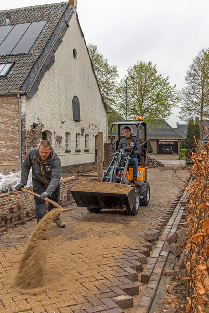 Tobroco-GiANT | Compact Wheel Loaders | G1200, G2200E & G2700HD | 36–43 mm Width | 25–50 HP | For Landscaping, Agriculture & Construction