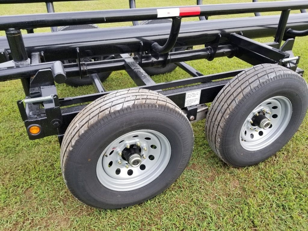 Global Equipment Apache Hay Hauler Inline Bale Trailers | Rail Length 25′, 32′, 36′ & 42′ | Bumper Pull & Gooseneck | For Hay Transport