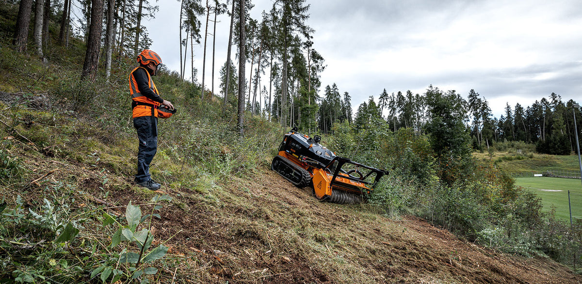FAE Remote-Controlled Tracked Carrier | Model RCU120 | Up to 55° Slopes | 120 HP | For Forestry