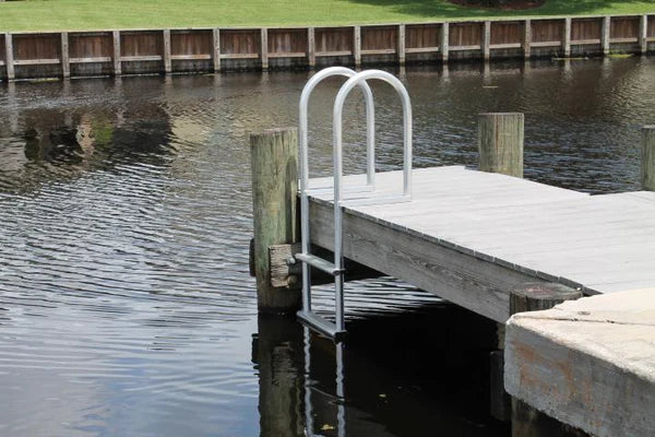 RIO MARINE CUSTOMS | 3-Step Big Foot Ladder | Model LD3BF | 18 5/8" W x 36" H | 3¼" Grooved Rungs | Universal Dock & Seawall
