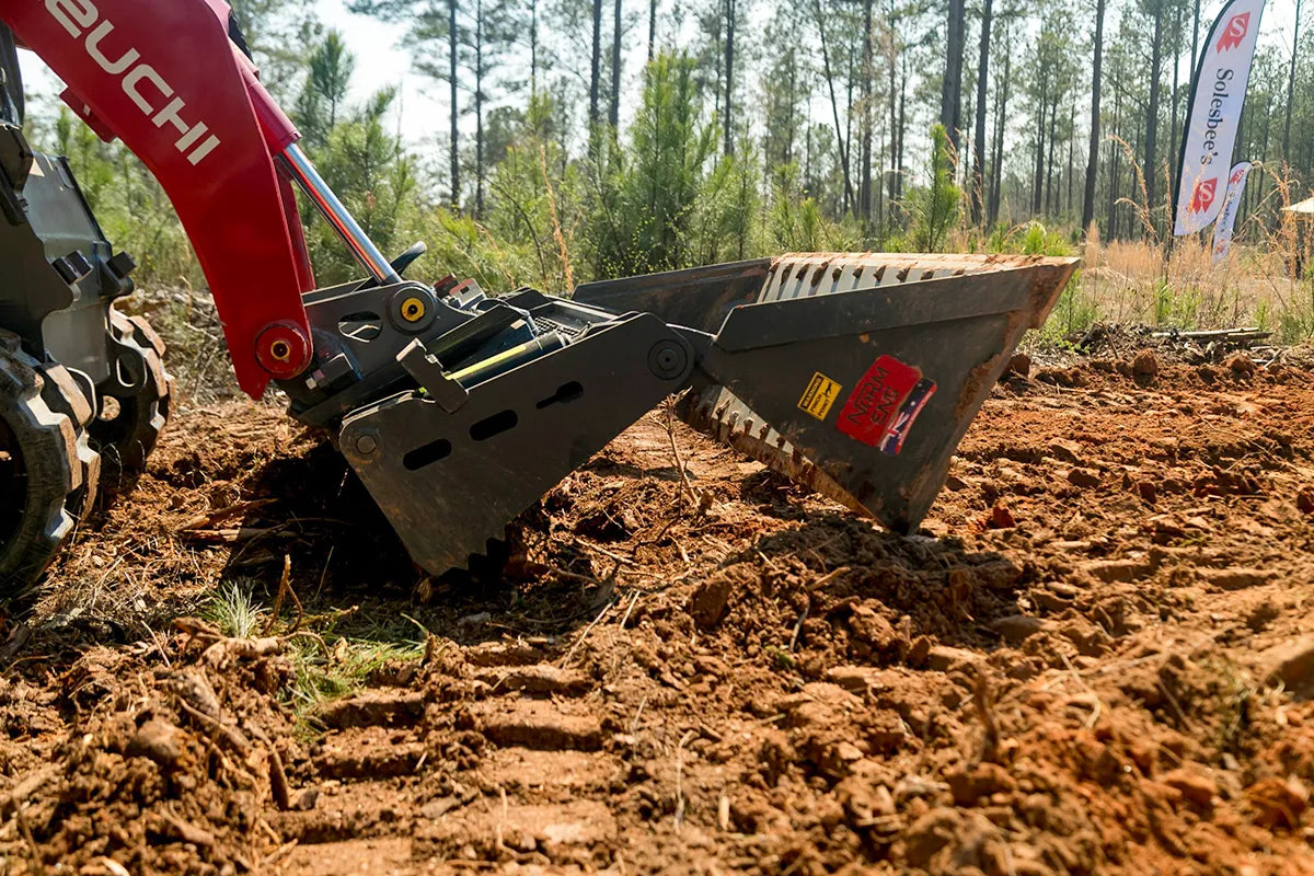 SOLESBEE'S HEAVY DUTY SKID STEER 4-IN-1 BUCKET FOR SKID STEER