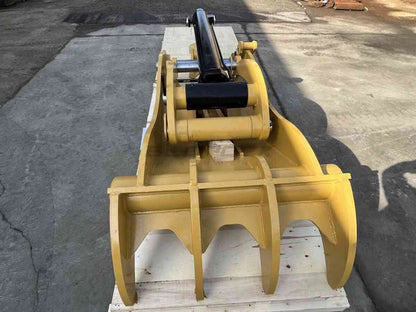 Bedrock Attachments Pin Grabber Thumb | Model ET110-PG4T60 | Width 43.3" | Machine Size 45-50 Ton | For Excavators