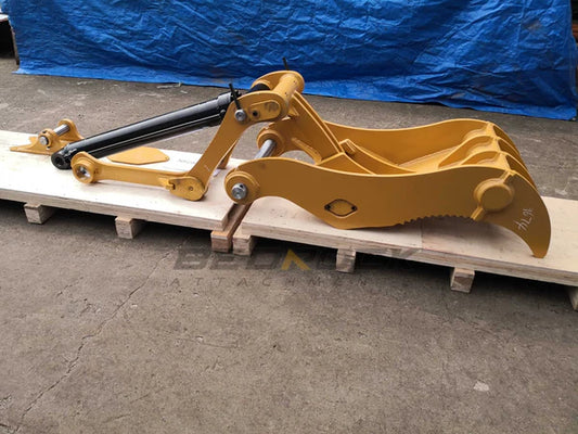 Bedrock Attachments Pin-On Thumb | Model ET70-PO4T36 | Width 27.6" | Pin Size 70mm | 4 Teeth | Machine Size 15-18 Ton | For Excavators