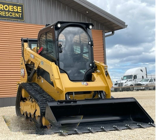 Skid Steer Doors Cab Enclosure Door | CAT‑D Retrofit | ½" Lexan Polycarbonate | 15–25 GPM | For Caterpillar D Series Skid Steers