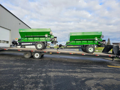 TurfTime Topdresser | Model TT-3000 Series | Hopper Capacity 5 - 6.5yds | 72" Top-31" Bottom Width | For Tractor