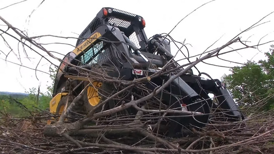 STOUT | XHD Brush & Root Grapple | 4" Tine Spacing | Model 72" Width | Hydraulic Flow 15–25 GPM | 26–37 kW / 35–50 HP|For Skid Steer