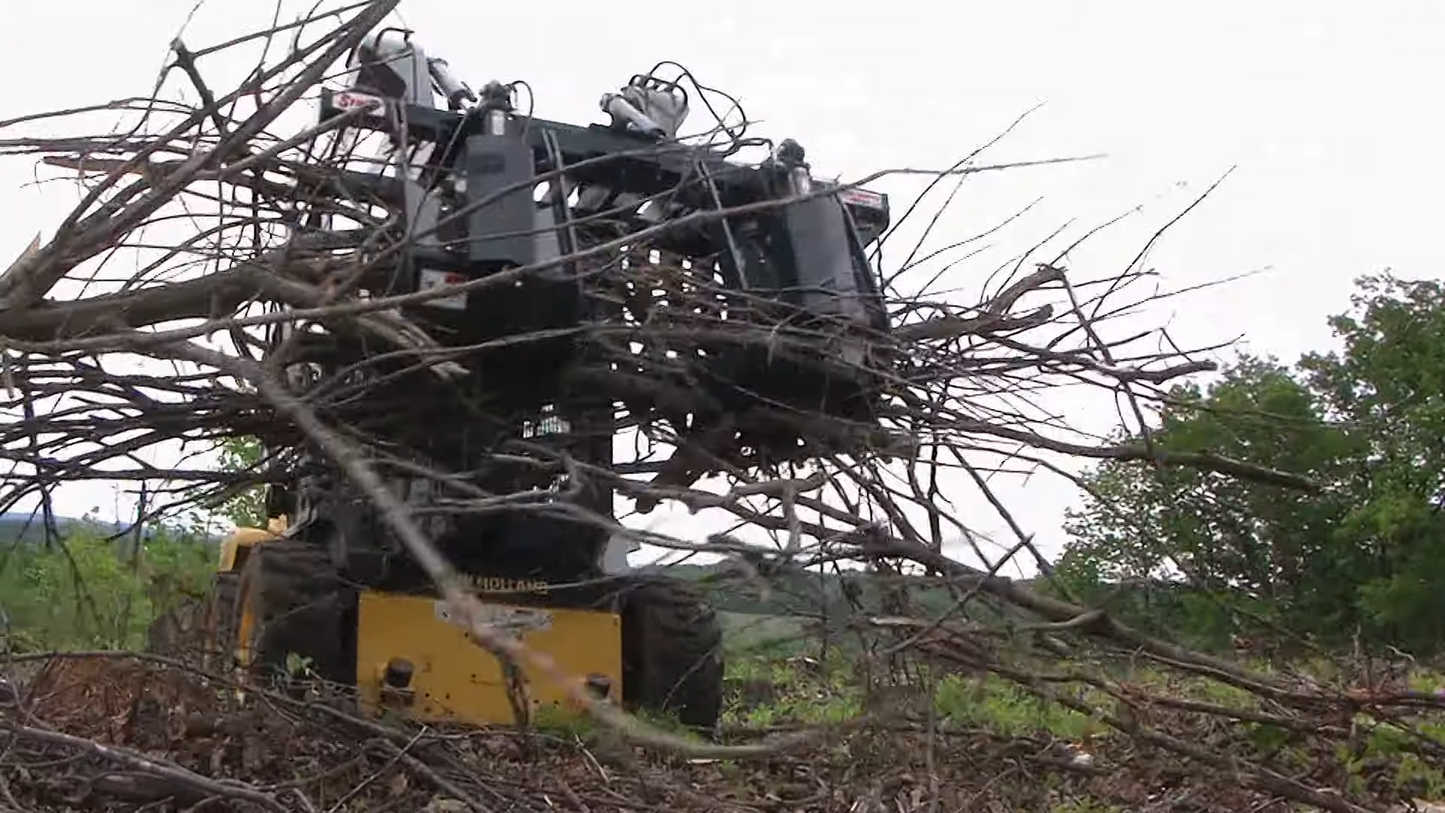 STOUT | XHD Brush & Root Grapple | 4" Tine Spacing | Model 72" Width | Hydraulic Flow 15–25 GPM | 26–37 kW / 35–50 HP|For Skid Steer