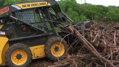 STOUT | XHD Brush & Root Grapple | 4" Tine Spacing | Model 72" Width | Hydraulic Flow 15–25 GPM | 26–37 kW / 35–50 HP|For Skid Steer