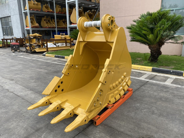 Bedrock Attachments Heavy-Duty Bucket & Adjuster GP | Width 42-Inch | Capacity 1.34 CU M | Machine Size 45-55 Tons | For Excavators CAT 349