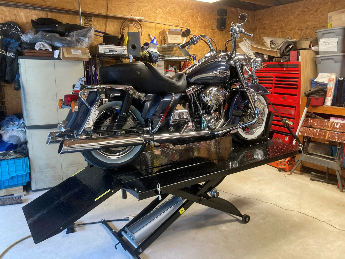 Black Widow Extra-Wide Pneumatic Motorcycle Lift Table | Model BW-1000A-XW | Platform Size 78.75" x 44" | Capacity 1,000 lb | For Touring, Cruiser & Sport Bikes