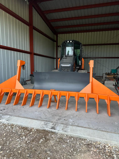 HEBBRONVILLE MACHINE SHOP 8’ TO 24’ PIN ON HEAVY DUTY STACKING RAKE FOR SKID STEER