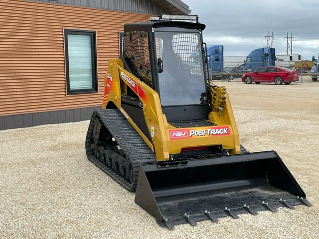 Skid Steer Doors Cab Enclosure Door | SSD‑ASV70/80 (ASV SR70/SR80) | ½" Lexan Polycarbonate | 15–25 GPM | For ASV SR70/SR80 Skid Steers