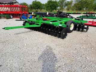 Industrias America Pull-Type Finish Disc | Model 2232X | Cutting Width 12' | Disc Blade 22" | Horsepower 80 To 85 HP | For Tractors