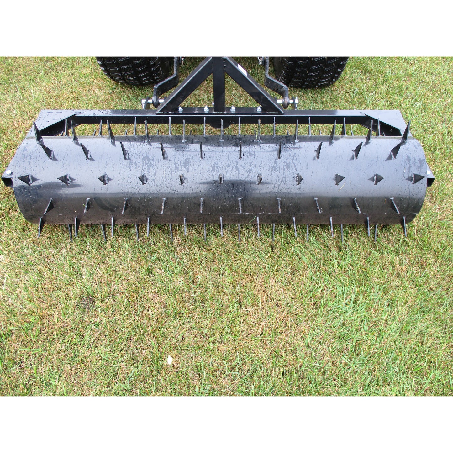 Field Tuff 48" 3pt Spike Aerator