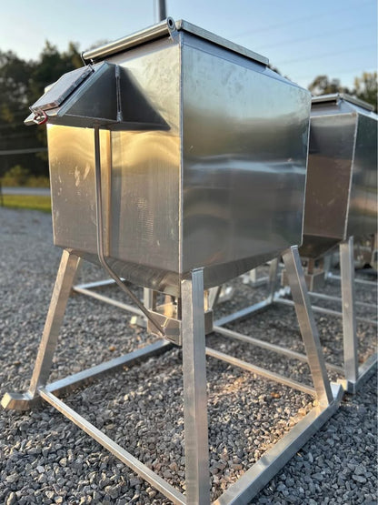Aluminum Outfitters Broadcast Feeders | Capacities 350, 650 & 1000 lbs | Eliminator Varmint‑Proof