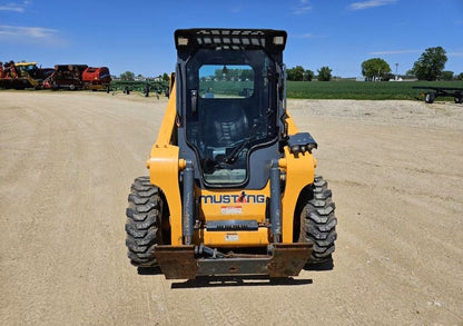 Skid Steer Doors Cab Enclosure Door | BSD‑M (Mustang R/RT Series) | 15–25 GPM | For Mustang R/RT Series Skid Steers