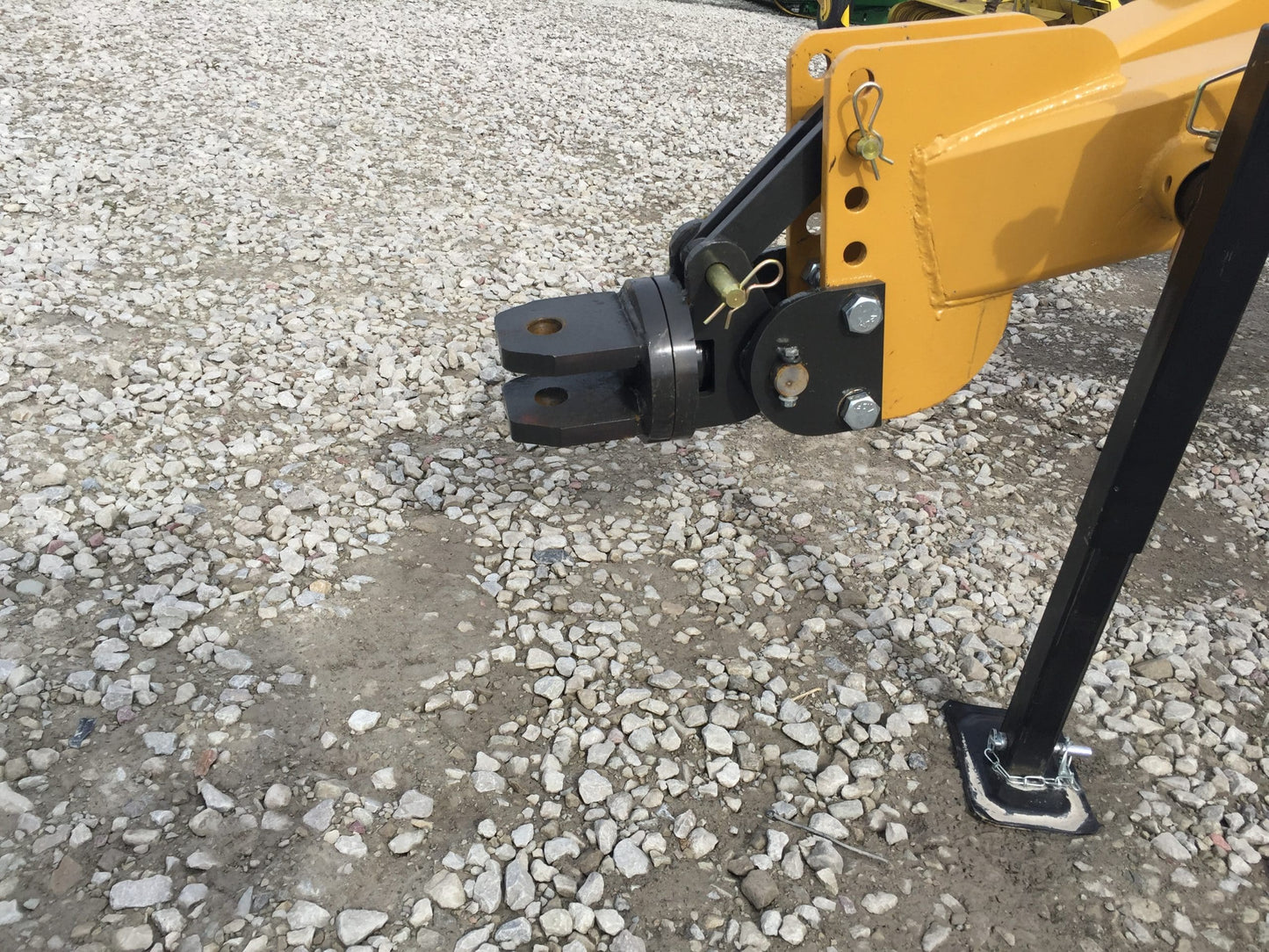 Apache Henke Buffalo 12' Estate II & Feedyard Scraper | Working Width 12' | 100–275 HP | For Tractors