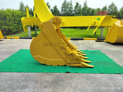 Bedrock Attachments Heavy-Duty Bucket & Adjuster GP | Width 54-Inch | Capacity 1.6 CU M | Machine Size 24-30 Tons | For Excavators CAT 330 (CB-Family)