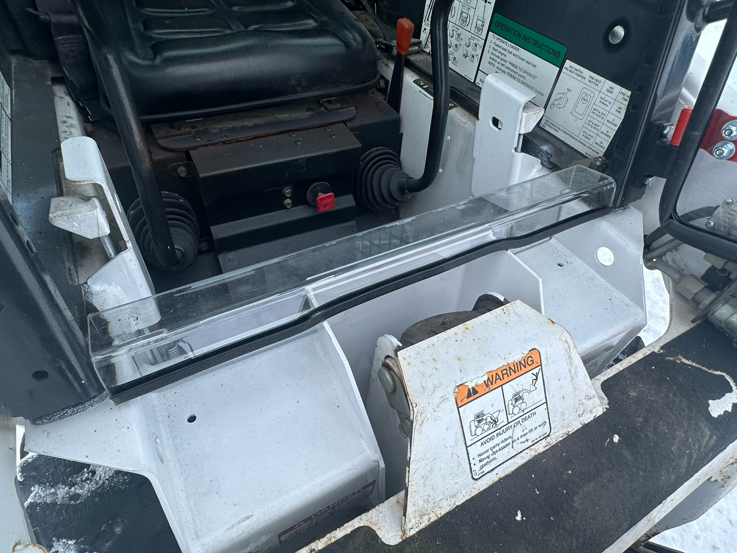 Skid Steer Doors Cab Enclosure Door | BSD‑463/S70 (Bobcat 463/S70) | ½" Lexan Polycarbonate | 15–25 GPM | For Bobcat 463 & S70 Skid Steers