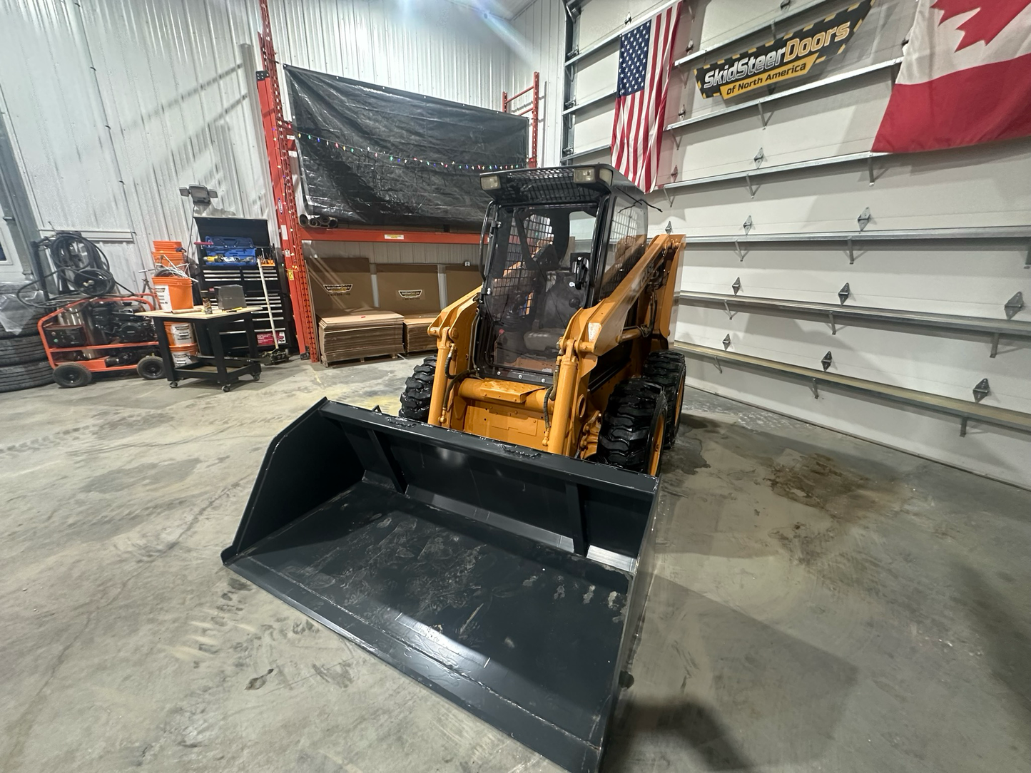 Skid Steer Doors Cab Enclosure Door | CSD‑S3 (Case 410–440 Series 3) | ½" Lexan Polycarbonate | 15–25 GPM | For Case 410/420/430/440 Series 3 Skid Steers