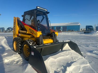 Skid Steer Doors GEHL 4525 SX / 4625 SX Cab Enclosure Door | Model GSD-GEHL-SX | 0.5" Polycarbonate | 15–25 GPM | For Skid Steers
