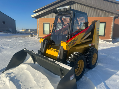 Skid Steer Doors GEHL 4525 SX / 4625 SX Cab Enclosure Door | Model GSD-GEHL-SX | 0.5" Polycarbonate | 15–25 GPM | For Skid Steers