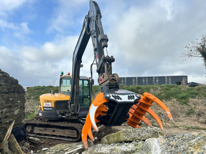 MDE Machinery | Log & Debris Grapple | Model SX1400F | Fixed Position | Opening Width 73.25" | 100% Swedish HARDOX Steel | Machine Size 13-18 Ton | For Telehandlers