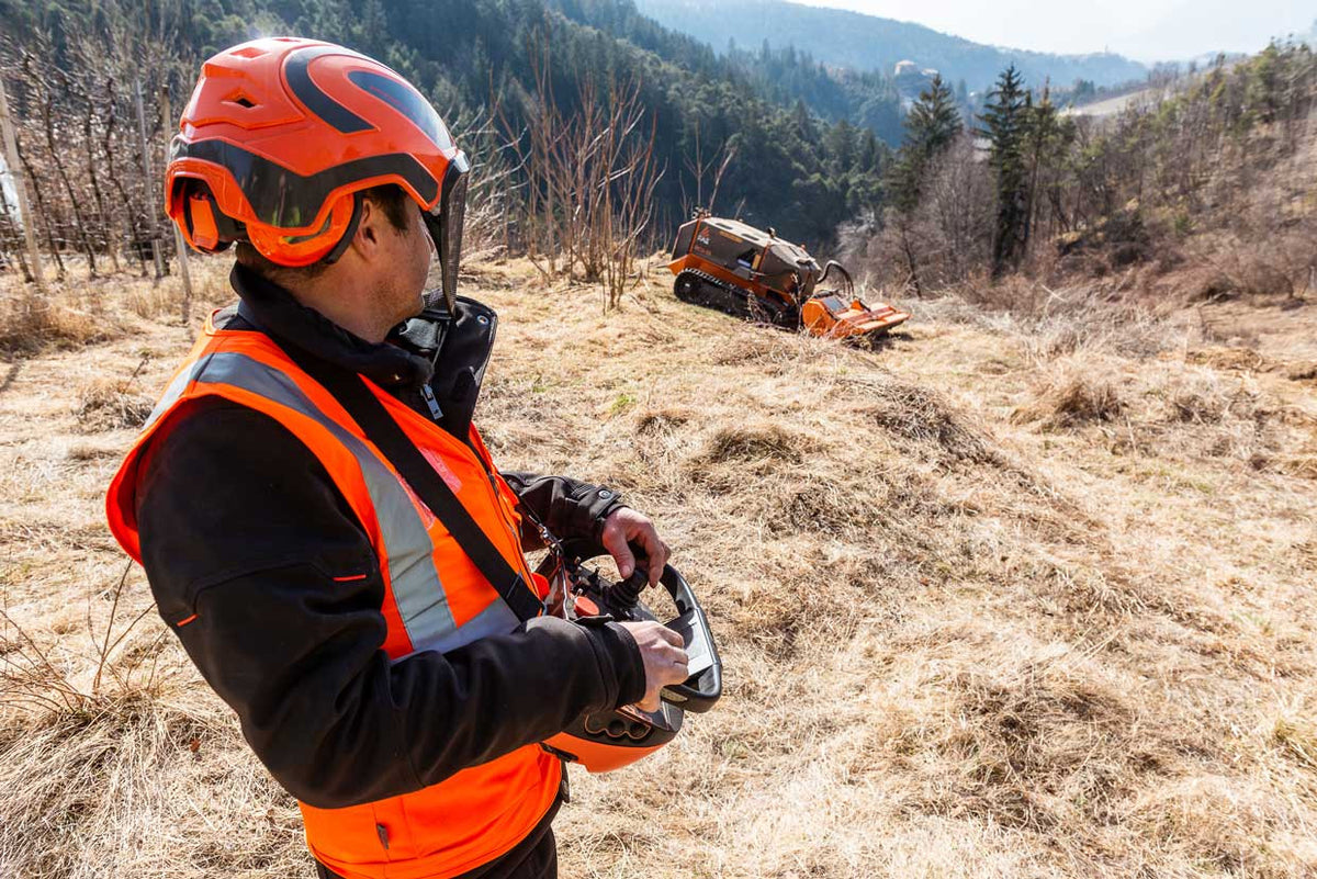 FAE Remote-Controlled Tracked Carrier | Model RCU55 | 56 HP | Up to 55° Slopes | For Forestry