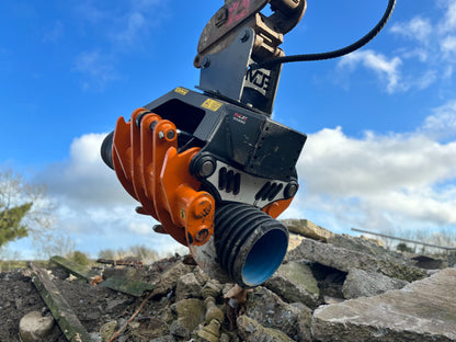MDE Machinery | Log & Debris Grapple | Model SX1400F | Fixed Position | Opening Width 73.25" | 100% Swedish HARDOX Steel | Machine Size 13-18 Ton | For Telehandlers