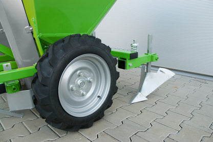 Bomet 1-Row Potato Planter Gemini | Width 15-¾" | 20 HP | For Tractors