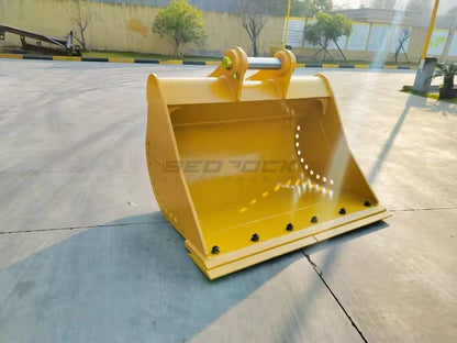 Bedrock Attachments Cleaning Bucket | Width 60" | Capacity 0.69 CU M | Machine Size 18-24 Tons | For Excavators CAT 320