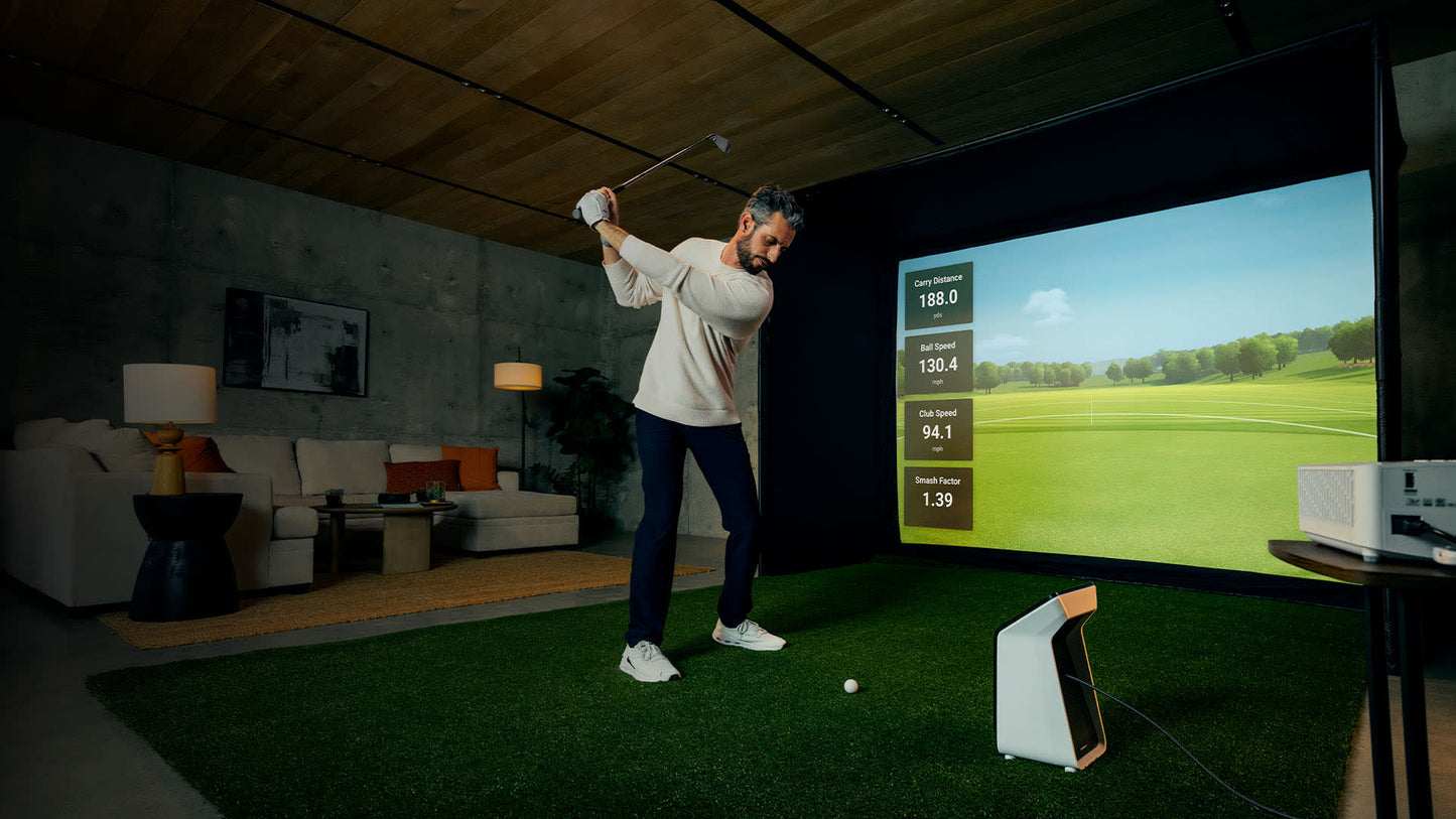 Garmin Approach R50 | Premium Golf Launch Monitor & Simulator | Display Size 10" | Display Resolution 800 x 1280 Pixels