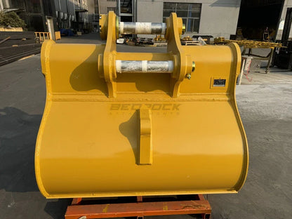 Bedrock Attachments Heavy-Duty Bucket | Width 60-Inch | Capacity 1.86 CU M | Machine Size 30-40 Tons | For Excavators CAT 330