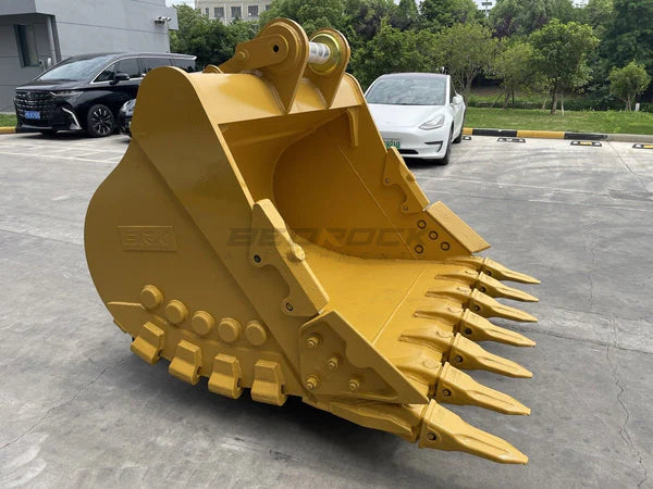 Bedrock Attachments Heavy-Duty Bucket & Adjuster GP | Model EB324CBHD-65-1.92 | Width 65-Inch | Capacity 1.92 CU M | Machine Size 24-30 Tons | For Excavators CAT 324