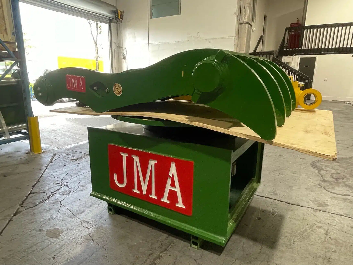 JMA Attachments Main Pin Hydraulic Thumb | Pin Size 65mm | For 11 – 15 Tons Excavators