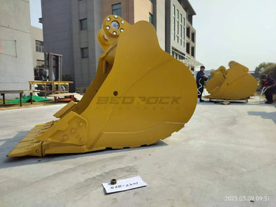 Bedrock Attachments General Purpose Bucket & Adjuster GP | Width 66-Inch | Capacity 2.81 CU M | Machine Size 45-55 Tons | For Excavators CAT 349