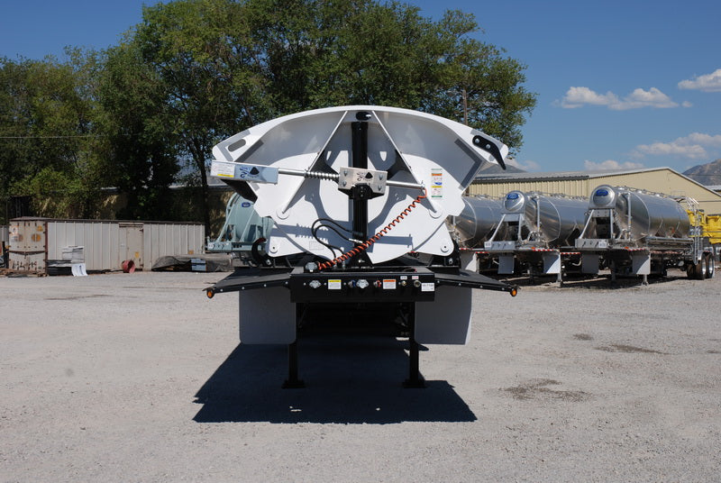 SmithCo | SX5 Super Side Dump Trailer | 38' Tub Length | 33.8 CY Capacity | 102" Width | For Bulk Material & Heavy-Duty Hauling