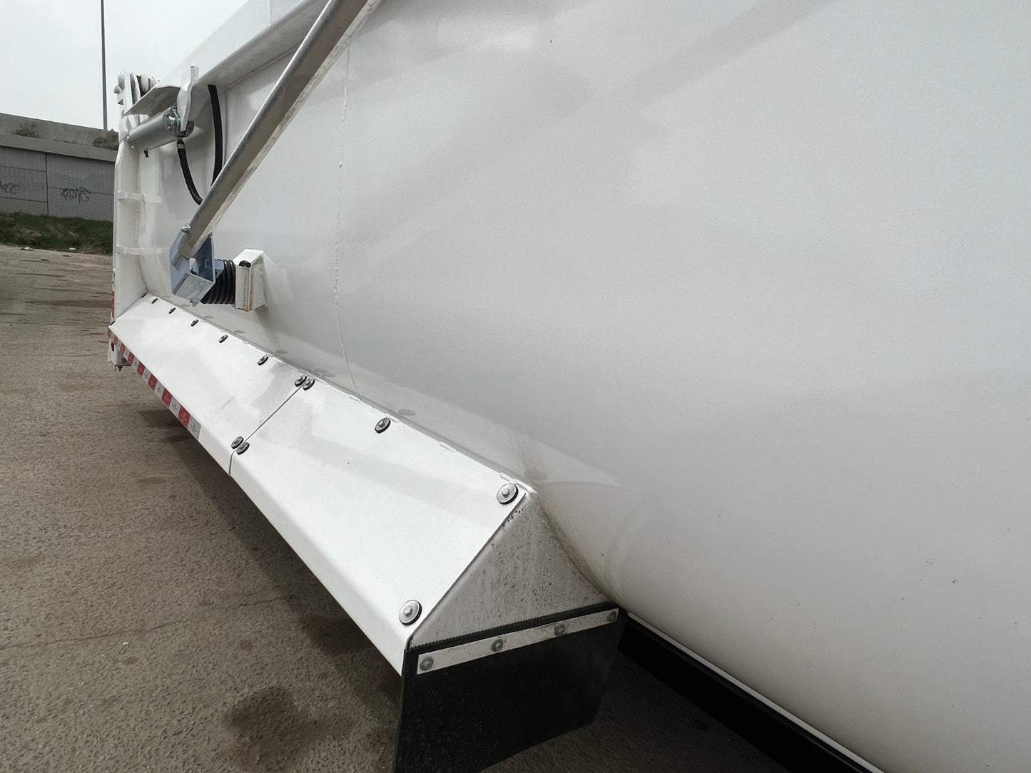Ranco | Anvil Dump Body | 18ft Length | High-Capacity 60" Wall Height | 84.5" Inside Width | For Dump Trucks & Heavy Construction Hauling
